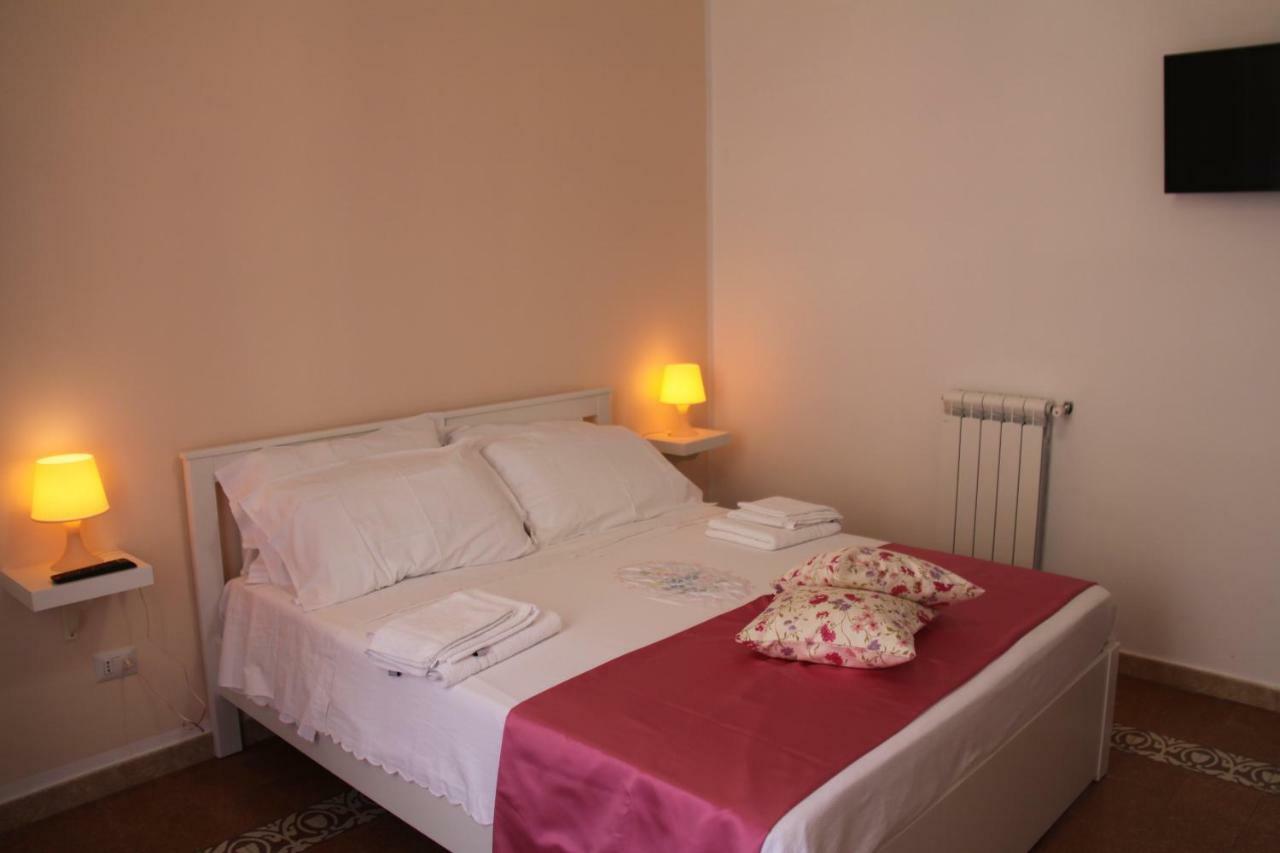 B&B Le Porte Di Napoli المظهر الخارجي الصورة